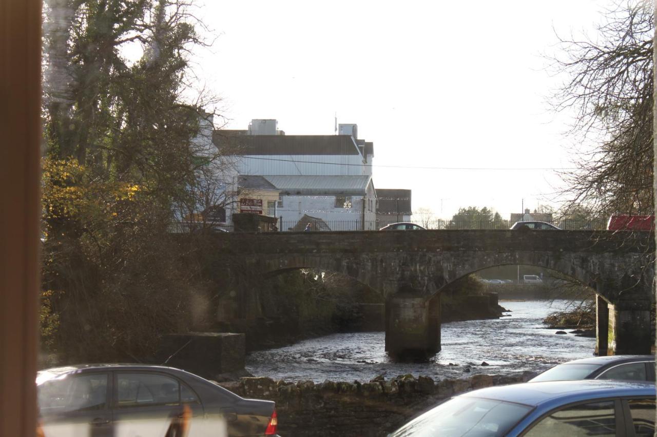 The Bridges Bed And Breakfast Donegal Town Bagian luar foto